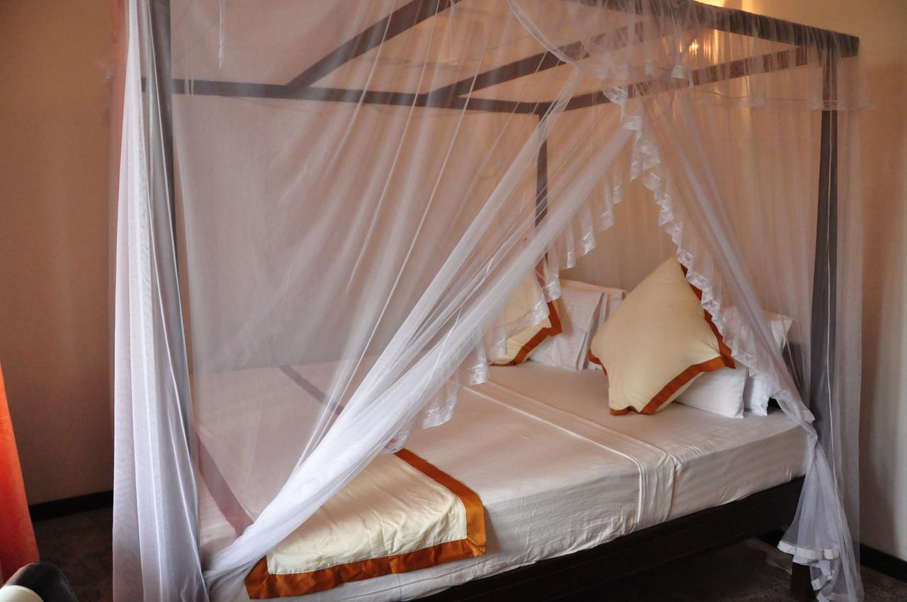 Wh Beach Resort Weligama Luaran gambar