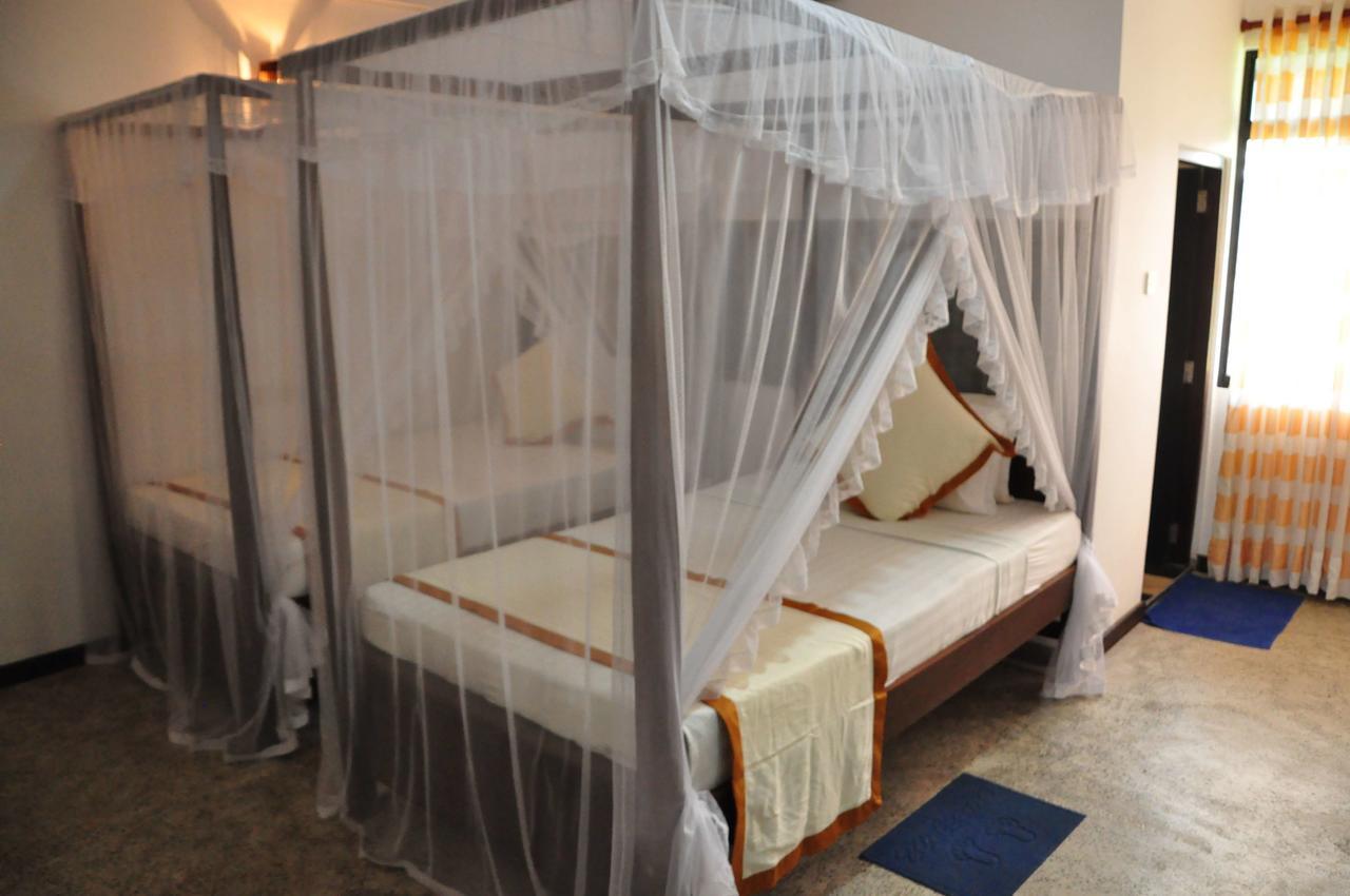 Wh Beach Resort Weligama Luaran gambar