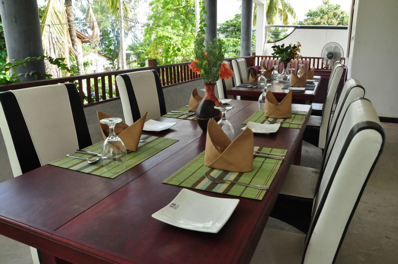 Wh Beach Resort Weligama Luaran gambar