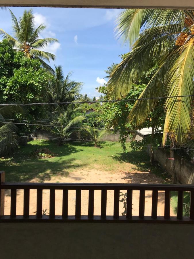 Wh Beach Resort Weligama Luaran gambar