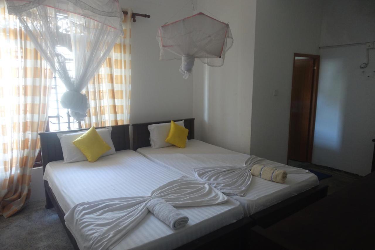 Wh Beach Resort Weligama Luaran gambar