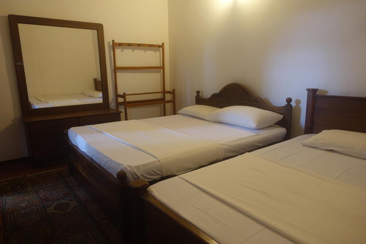 Wh Beach Resort Weligama Luaran gambar